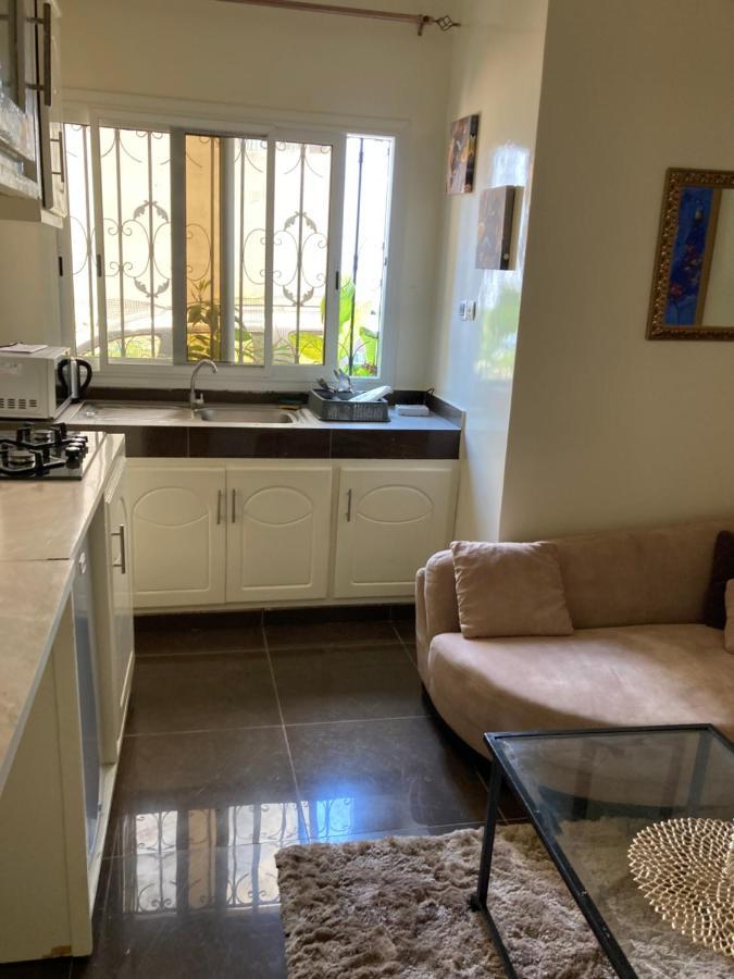 Appartamento Chez Camille A Zac Mbao Diokoul Esterno foto